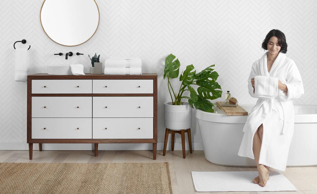 4 TIPS FOR A COZY NIGHT AT HOME